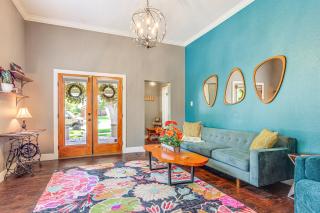 Walk to Dtwn Colorful Cañon City Home with Grill! - Canon City - 7