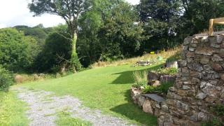 Farthings Hook Mill Holiday Cottage - Henrys Moat - 7