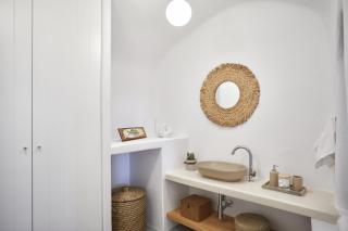 1949 Cave Residence - 4