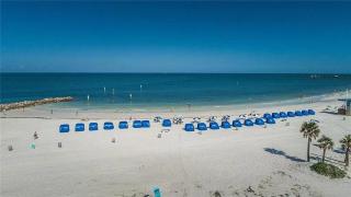 The Seashell Suite with Private Balcony and Walk to Beach - Clearwater Beach - 5
