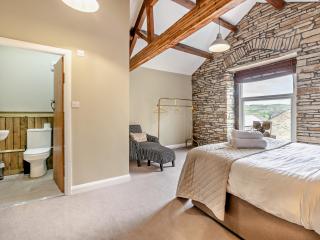 2 Bed in Holmfirth 11mls S 94608 - Stainland - 1