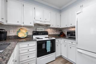 Pelican's Landing Relaxing Ocean View Unit 318 - Myrtle Beach - 4