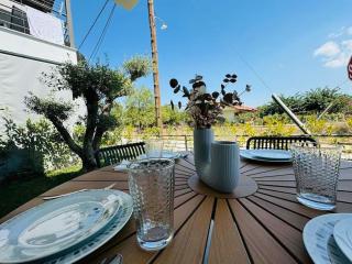 Modern Garden Apartment - Ofrínion - 4
