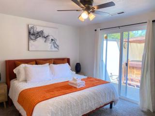 Hot Tub! King Bed-firepitt-near Airport& Freeway - Medford - 8