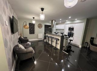 Family Room 2 beds Free WiFi Free Parking - Hillsborough - 7