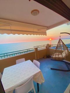 Sunset Serenity Apartment - 8