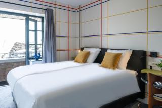 Modern Hotel Central Tilburg, Balcony & Kitchen - 8