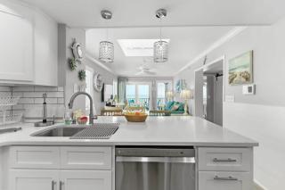 Pelican's Landing Breezy Oceanfront Unit 401 - Myrtle Beach - 7
