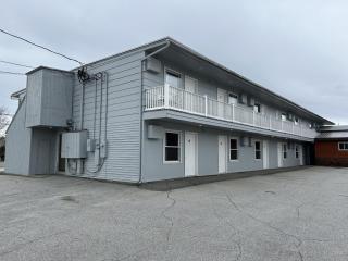 Pamola Motor Lodge - Millinocket - 8