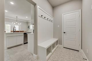 Contemporary Cutie - Haltom City - 4