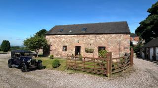 2 Bed Barn Alton Towers Chatsworth Polars Peaks - Whiston - 0