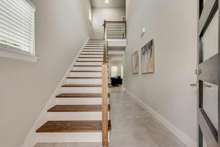 Contemporary Cutie - Haltom City - 1