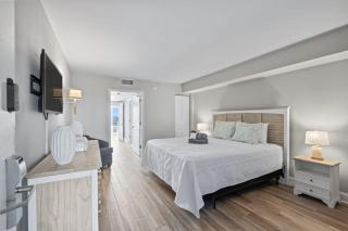 Baywatch Resort Oceanfront Unit 1004 - Myrtle Beach - 7