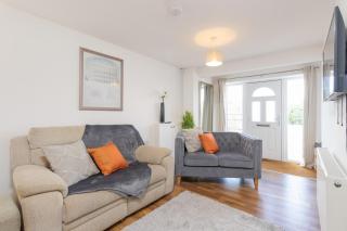 2BR retreat with Driveway - Warwick - 8