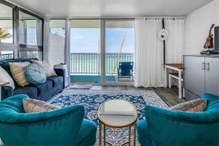 Luxury Beachfront Condo - Hauula - 7