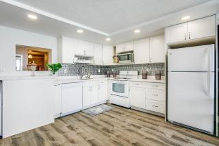 Luxury Beachfront Condo - Hauula - 6
