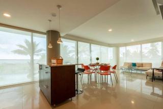 Morros Vitri Beachfront & 2 Bedrooms - 3