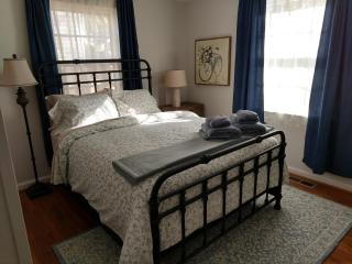 Charming Classic Cottage 2br - Durham - 5