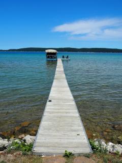 The Bright And Breezy - Lakefront With Spa! - Frankfort - 3