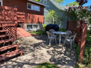 New! Namaste Here - Incredible Location! - Frankfort - 7