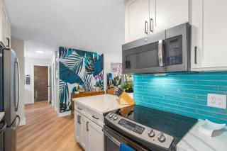 Hip Hawaiian Oceanfront Vistas - Kihei - 2