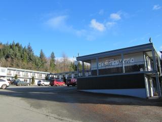 Chalet Inn - Kitimat - 9
