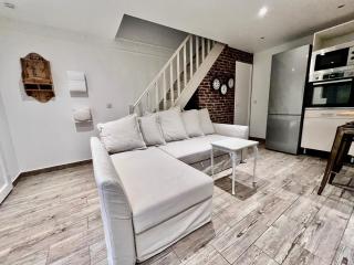 Luxury Stay with Terrace and AC 10 min to Paris - 5