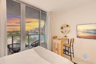 Amazing Studio Infinity View Balcony - Hallandale Beach - 5