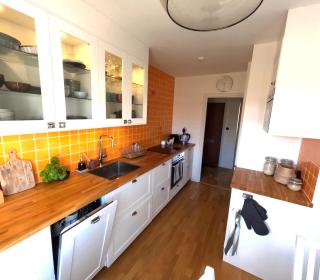 Mysig och lung lägenhet med balkong nära Stockholm! - 6