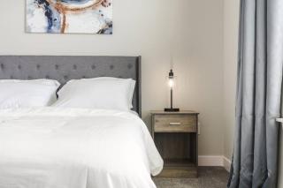 Serene 1BR Perfect Indy Stay - 3