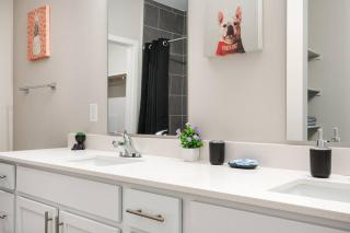 Serene 1BR Perfect Indy Stay - Whitestown - 1
