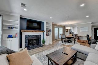 Walk to Avalon or Downtown 3 - Alpharetta - 0