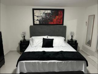 Apartamento edificio Iroka en el Rodadero Frente Al Mar con cocina full equipada - 0