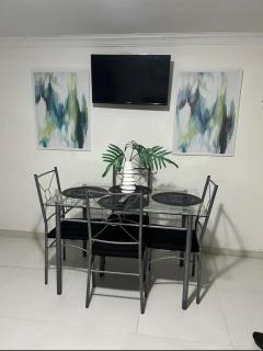 Apartamento edificio Iroka en el Rodadero Frente Al Mar con cocina full equipada - Santa Marta - 2
