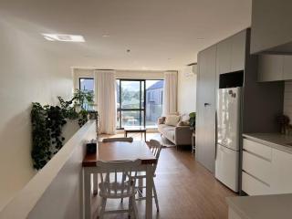 Modern Mangere Town House - Auckland - 4