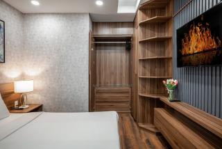 Modern 2BR Condo 12 Ho Chi Minh Center at Terra Royal by Orli Studio - Ho Chi Minh - 1