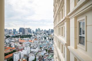 Modern 2BR Condo 19 at Terra Royal by Orli Studio - Ho Chi Minh - 2