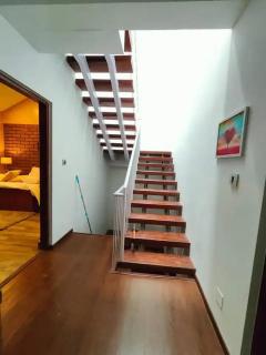 Traditional & Modern 4BHK Villa - 2