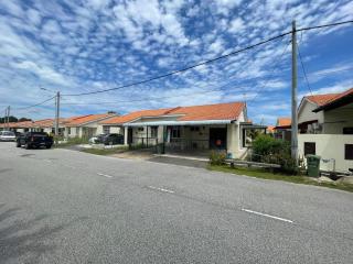 Khadijah Homestay Kuantan - Kuantan - 0