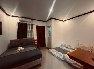 Rider's Haven Beach Resort - - 4