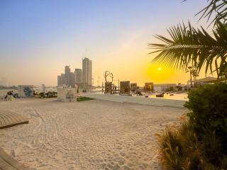 FIRST CLASS 2BR Palm Paradise - Dubai - 5