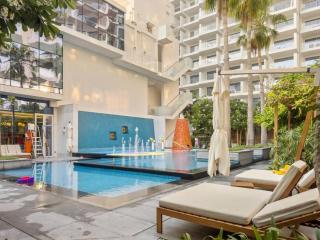 Five Palm Luxury - 2BR with Pool View, Gym & Prime Beach Stay - 7