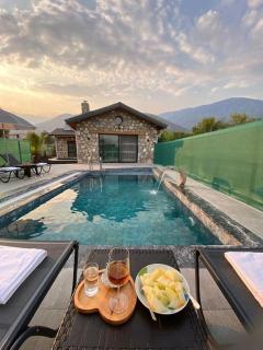 Luxury Stone House with indoor - outdoor pools, turkish bath and sauna in FETHIYE - İncirköy - 8