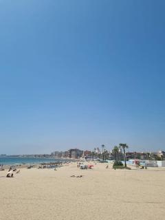 Apartments by the sea with a terrace - 4