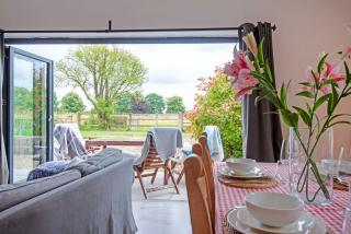 Croft Lodge Country Escape - Mobberley - 8