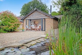 Croft Lodge Country Escape - Mobberley - 7