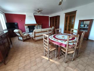 Véritable maison de campagne nouvellement rénovée au pied du Lubéron - 9