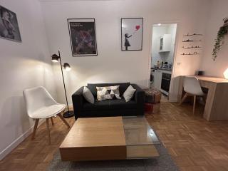 Cosy 1 BDR near Champs-Elysees Opera - París - 9