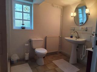 Jolie chambre indépendante avec salle d'eau privée - Mornac - 4