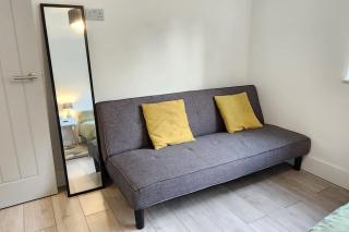 Belle Bungalow - 1